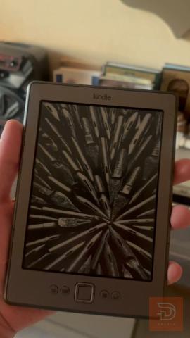 قارئ كتب kindle جيل الرابع للبيع في بغداد