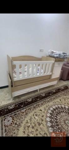 سرير أطفال نظافة ٩٥٪؜ جديد للبيع في بغداد