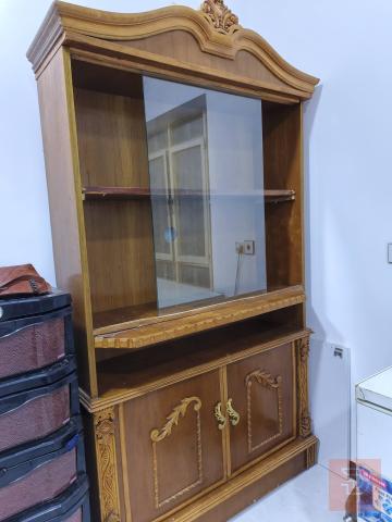 معرض كتب للمكتبات للبيع في كربلاء المقدسة