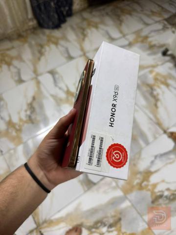 Honor X9d بذاكرة 256GB اللون المميز للبيع في بغداد