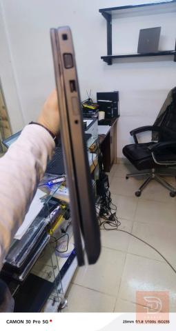 لابتوب DELL Latitude 5590 جيل ثامن للبيع في بغداد