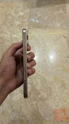 iPhone 16 pro max صحراوي للبيع في بغداد