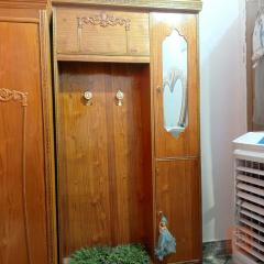 غرفة نوم مع الدوشك مستعمل للبيع في النجف الأشرف