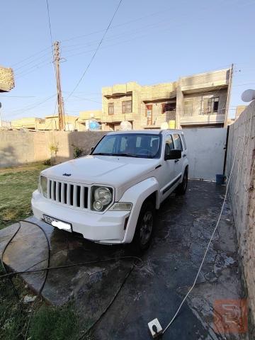 جيب ليبرتي 2008 للبيع في بغداد