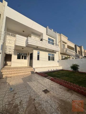 منزل في مجمع المهندسين أربيل 200م للبيع