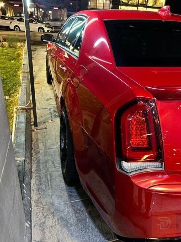 كرايسلر 300 2018 للبيع في بغداد