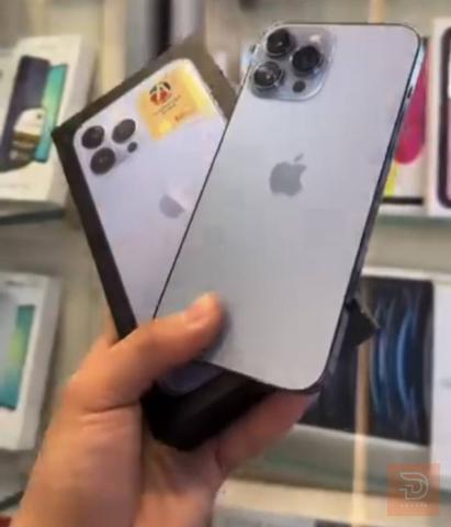 ايفون 13 برو ماكس بحري مستعمل للبيع في نينوى