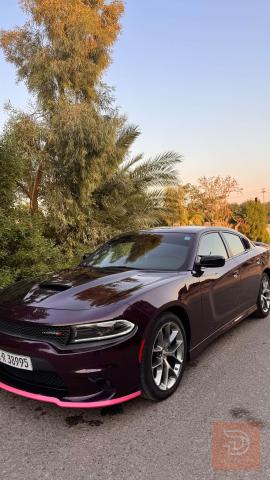 سيارة GT موديل 2022 بنفسجي