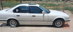 BMW 525 نظيفة ومسويلها إدامة كاملة 1991 للبيع في بغداد
