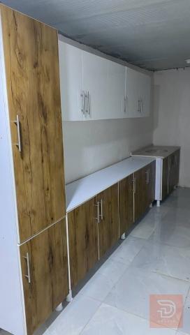 مطبخ مع فاترينا وسنك للبيع في بغداد