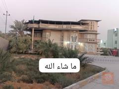 فلة تصميم اماراتي طابقين مع دار سكن ثاني للبيع في البصرة