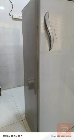 ثلاجة شغالة وبحالة جيدة مستعمل للبيع في النجف الأشرف
