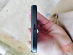 هاتف X7e لون اسود مستعمل للبيع في نينوى