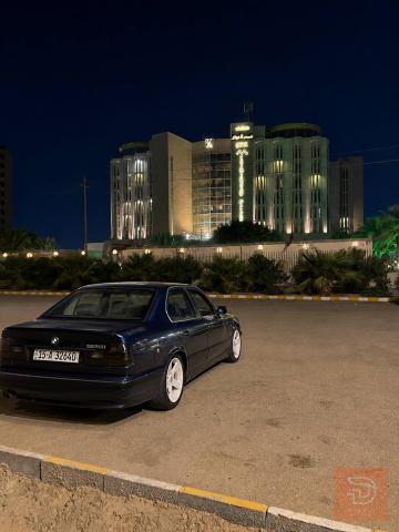 سيارة موديل 94