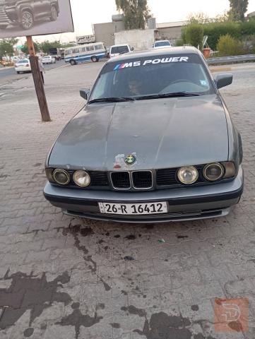 سيارة موديل 92 بمحرك 35 للبيع في كركوك