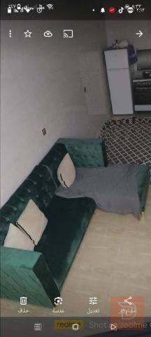 5 مقاعد نظيفة جدا مستعمل للبيع في بغداد