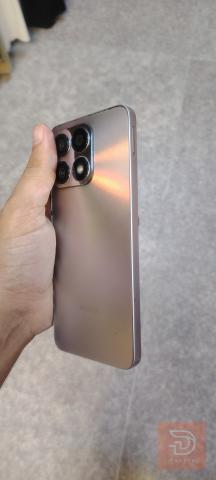 هونر x8a للبيع في بغداد