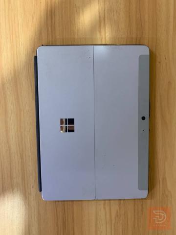 Microsoft Surface Go مع كيبورد وقلم مستعمل للبيع في بغداد