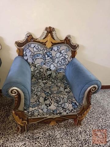تخم 10 مقاعد مع كنبات مستعمل للبيع في بغداد