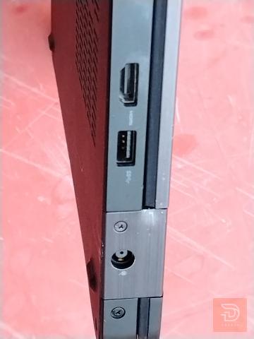 لابتوب Dell Latitude 5580 معالج i7 للبيع في نينوى