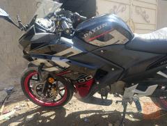 دراجة RR200 مع سويجات وبصمات مستعمل للبيع في بغداد