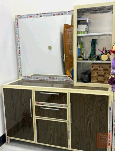 كناتير وميز مستعمل للبيع في بغداد