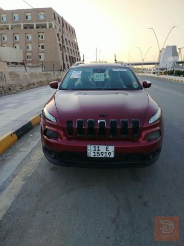 جيب شيروكي 2017 جديد حادث للبيع في ذي قار