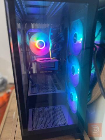 بيسي جيمنج i5-14400F و RTX 5060 مستعمل للبيع في بغداد