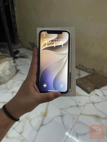 iPhone 11 ابيض للبيع في بغداد