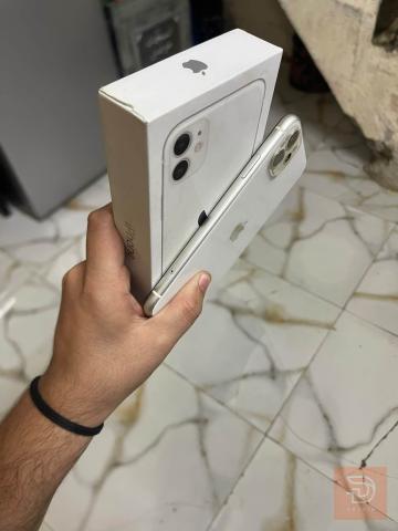 iPhone 11 ابيض للبيع في بغداد