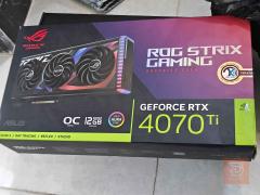 كارت شاشة ASUS ROG STRIX 4070Ti OC مستعمل للبيع في بغداد