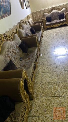 تخم عشرين مقعد مع طاولات وكراسي للبيع في بغداد