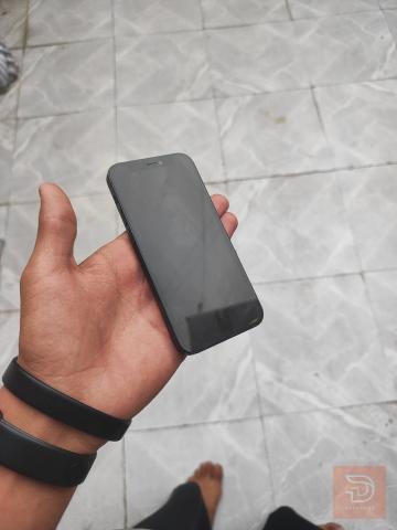ايفون 12 مني مستعمل للبيع في بغداد
