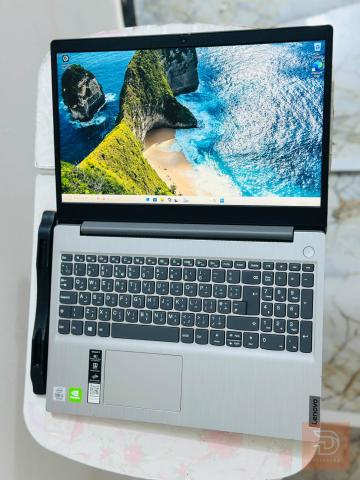 لابتوب Lenovo IdeaPad 3 نظيف جداً مستعمل للبيع في نينوى