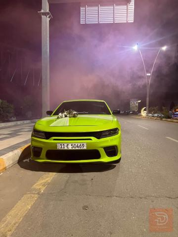 جارجر sxt لون تفاحي مستعمل للبيع في ذي قار