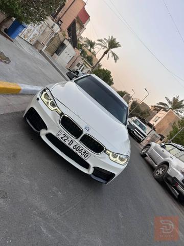 BMW 320i 2018 للبيع في بغداد