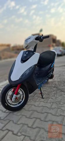 دراجة ماكس تزويد داخلي وخارجي ازرك للبيع في بغداد