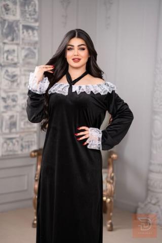 فستان نسائي مخمل ناعم مستعمل للبيع في عموم العراق