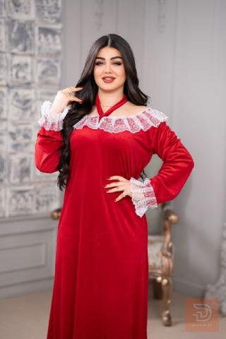 فستان نسائي مخمل ناعم مستعمل للبيع في عموم العراق