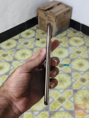 ابل ايفون XS Max ذاكرة 256 غيغا مستعمل للبيع في البصرة