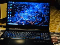 لابتوب Acer Predator بمواصفات قوية مستعمل للبيع في نينوى