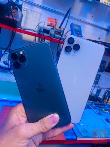 iPhone 11 Pro Max الزيتوني، الابيض للبيع في بغداد