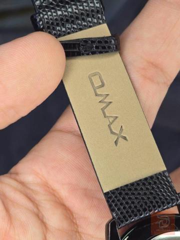 ساعة OMAX اصلية مستعمل للبيع في بغداد