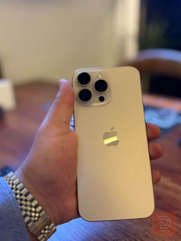 ايفون 16 pro max 256 غيغا مستعمل للبيع في نينوى