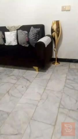 تخم 10 مقاعد نظيف جداً مستعمل للبيع في بغداد