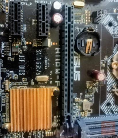بورد اسوس h110 الجيل السادس والسابع مستعمل للبيع في بغداد