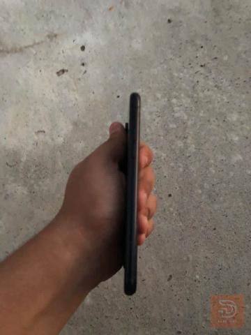 ايفون XR اسود جديد