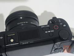Sony ZV-E10 مع عدسة 16-50mm مستعمل للبيع في ذي قار