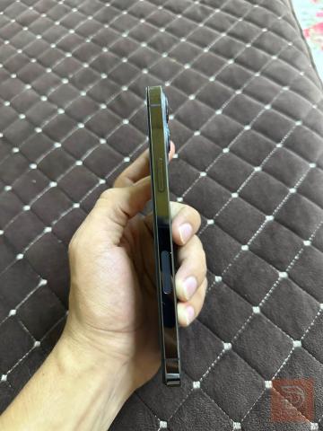 ابل ايفون 12 برو ماكس ذاكرة 128 اسود للبيع في نينوى