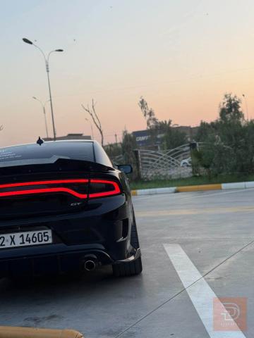 دوج جارجر GT لون اسود رأسية للبيع في ديالى